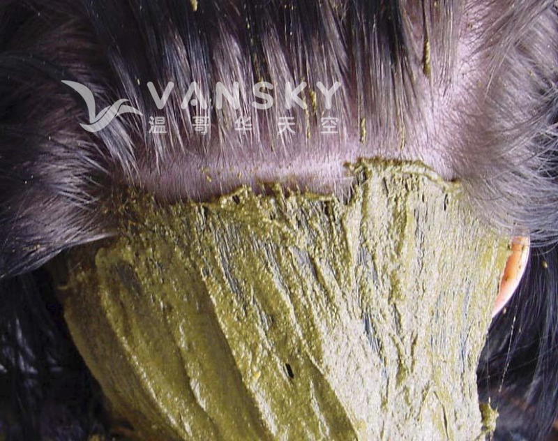 260528101453_Henna paste on white hair.jpg